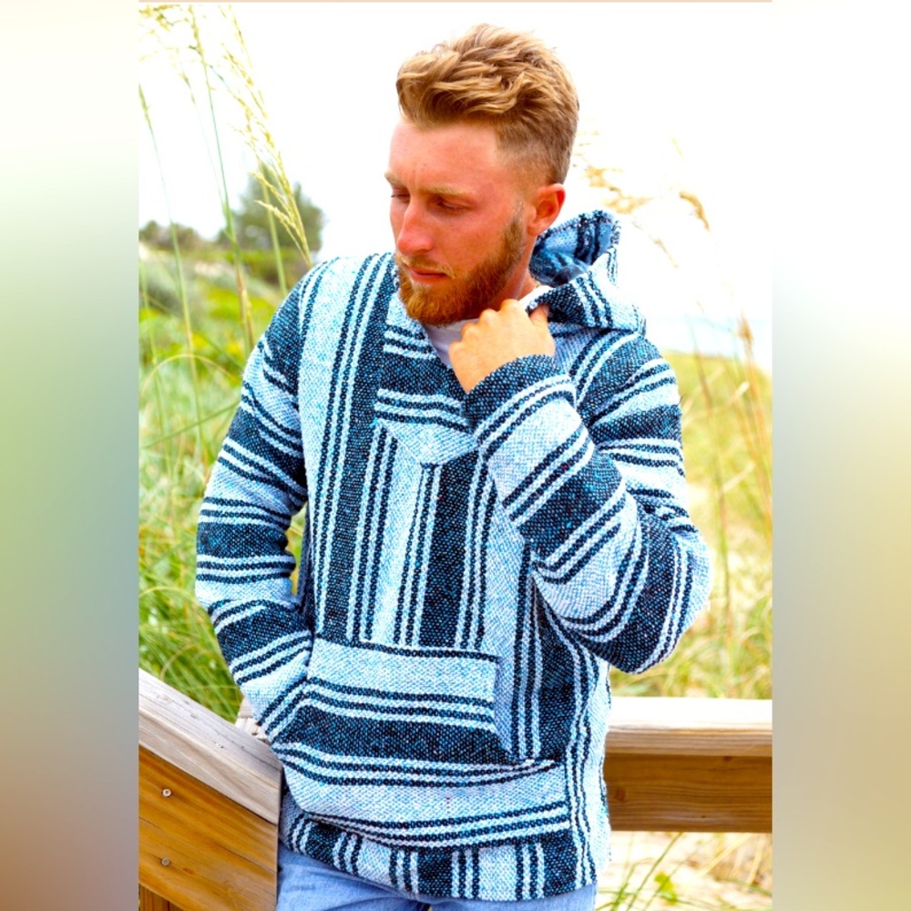 EUC IGUANA JACK BAJA HOODIE DENIM size XL blue with light blue stripes